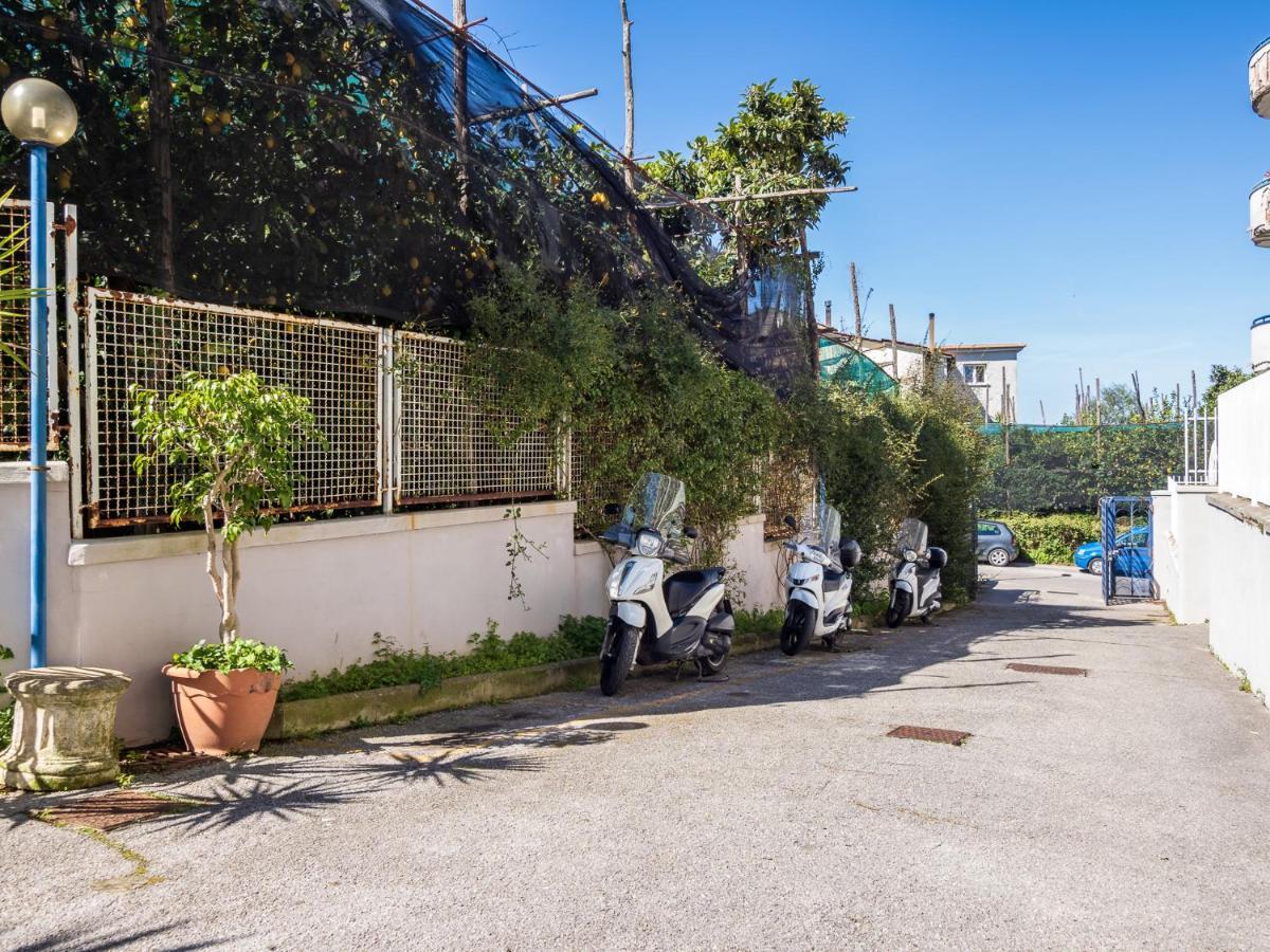 La Dolce Vita Relax - Cozy Apt In Sorrento Apartamento Exterior foto